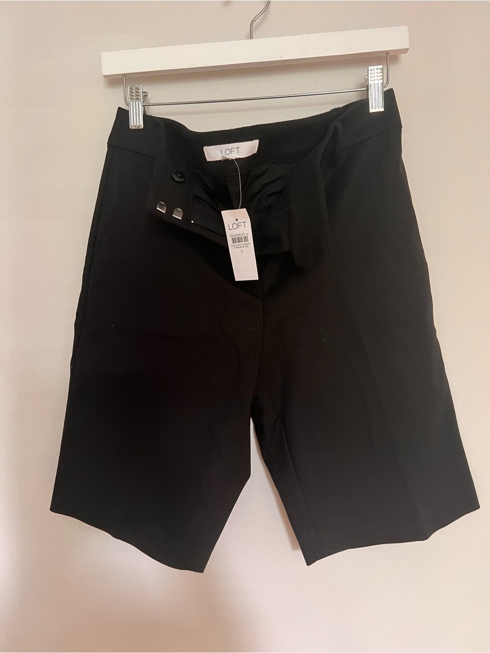 LOFT Black Flat-Front Tailored Women’s Bermuda Shorts